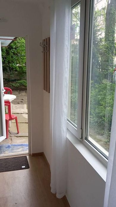 Дава се под наем Ателие в София, Лозенец - 20 кв.м за 398.82 € - Снимка #3