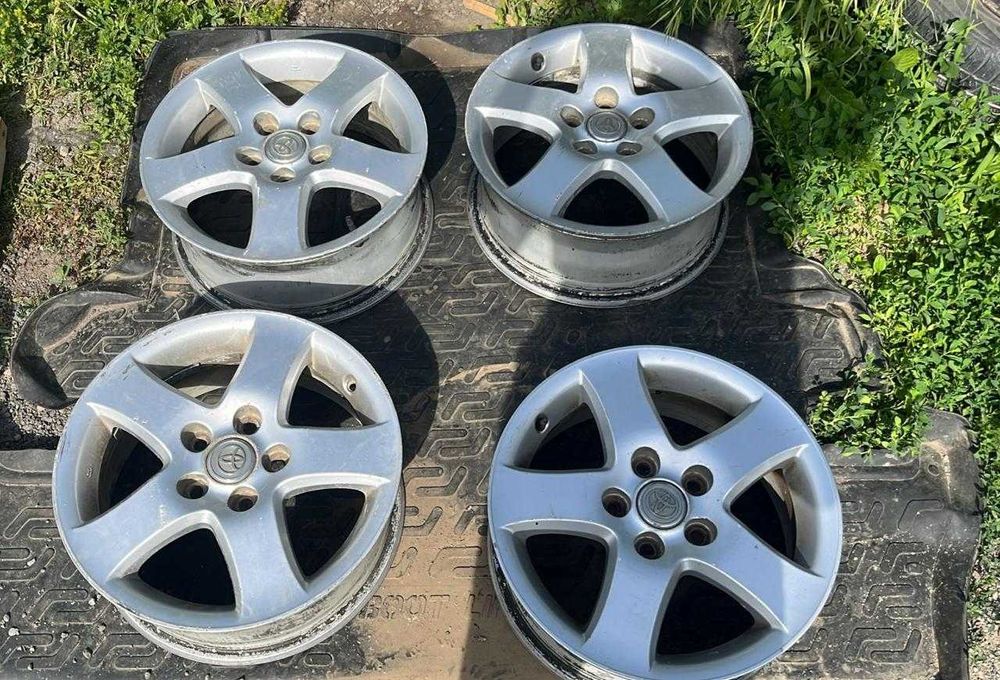 Диск Toyota Camry 30.35