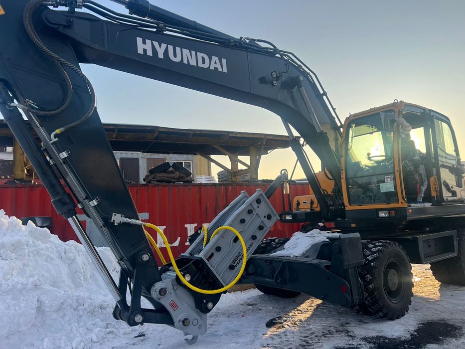 Колесный эсковатор