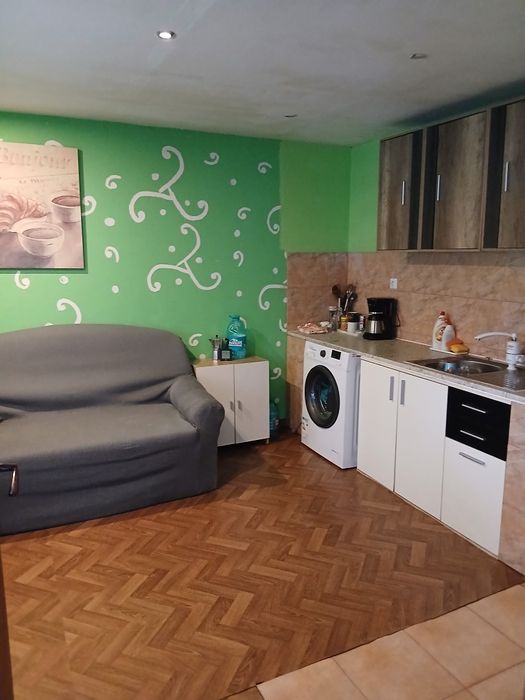 Casă si grădină de vânzare