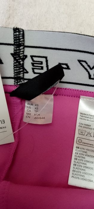 Трусики - шортики H&M.