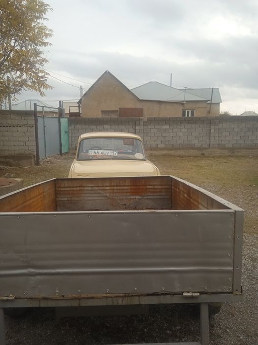 Продам Москвич АЗЛК 2140 с прицепом