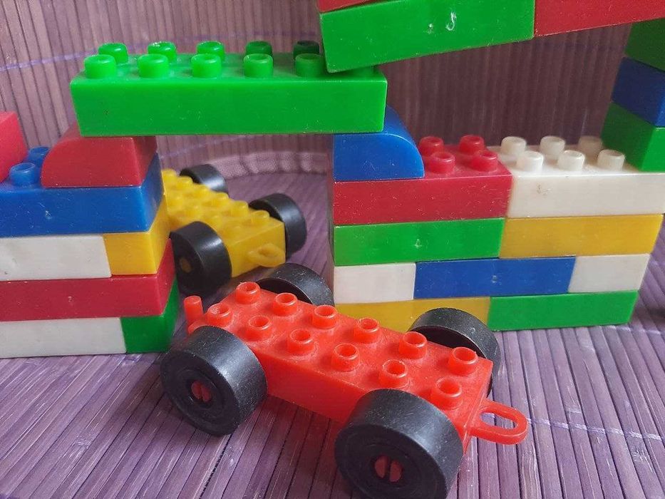 Конструкторы типа LEGO duplo для детей