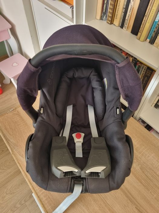 Stokke V4 + maxi cosi столче за кола