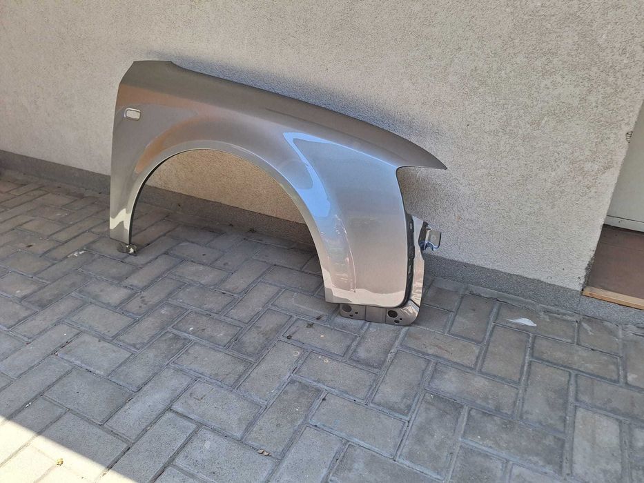 Aripa Fata Dreapta Audi A4 B6 An 2000-2004 Vopsita Gri
