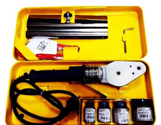 Под наем - Професионален заваръчен апарат DYTRON POLYS