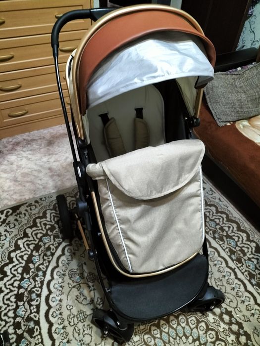 Продам коляску универсальную 2в 1