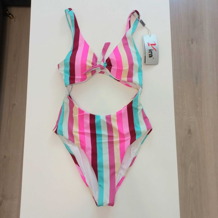 Бански полуотворен нов