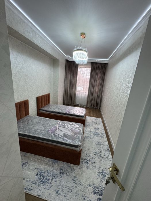 Продается квартира 4х комнатная.