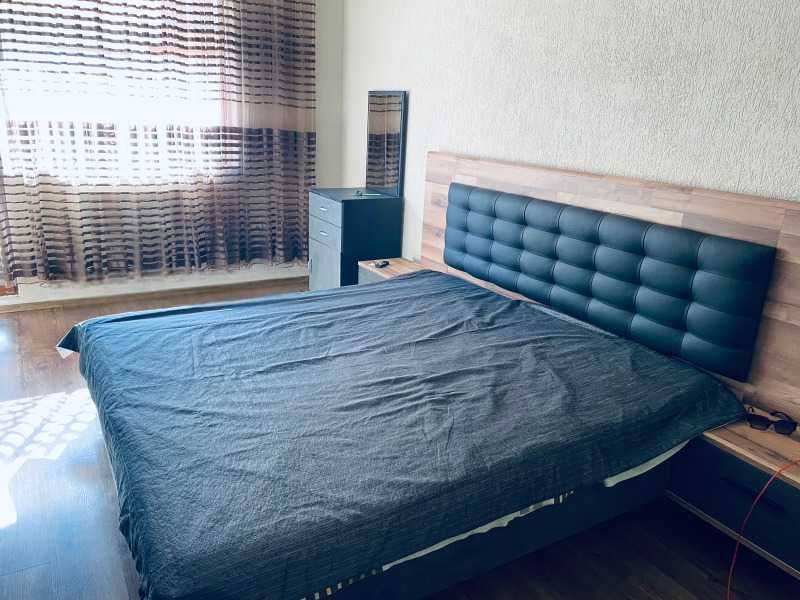 Дава се под наем Двустаен апартамент в София, Хладилника - 83 кв.м за 918 € - Снимка #4