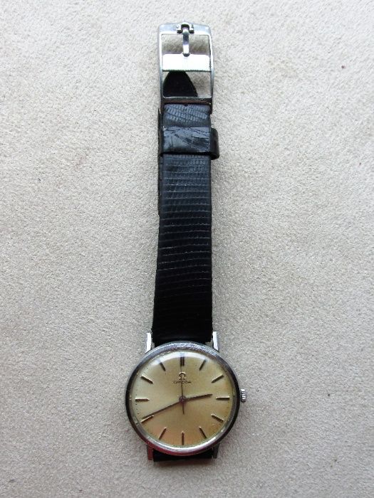 Стар часовник Omega