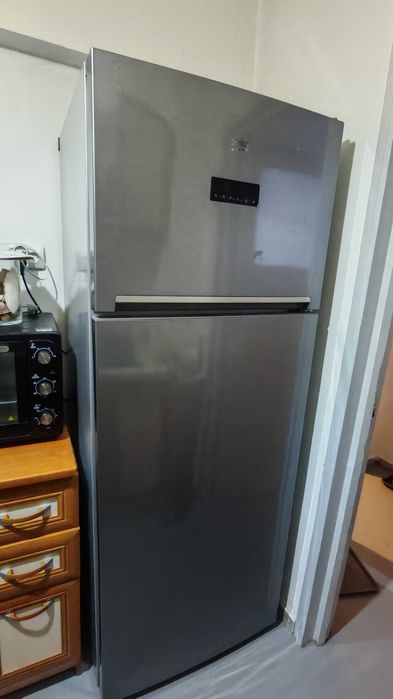 Vând Frigider Beko RDNE505E30ZXB, 450 litri, NoFrost, Touch Control