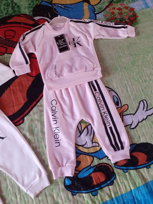 Compleu bebe Calvin Klein