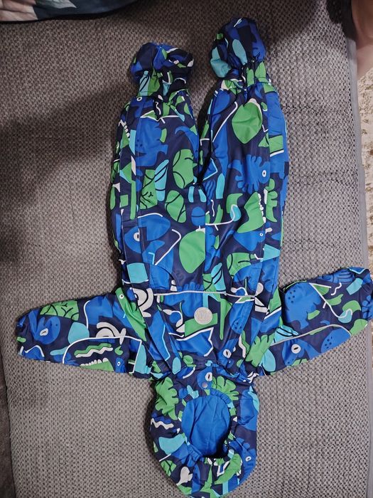 Продам весенний комбинезон