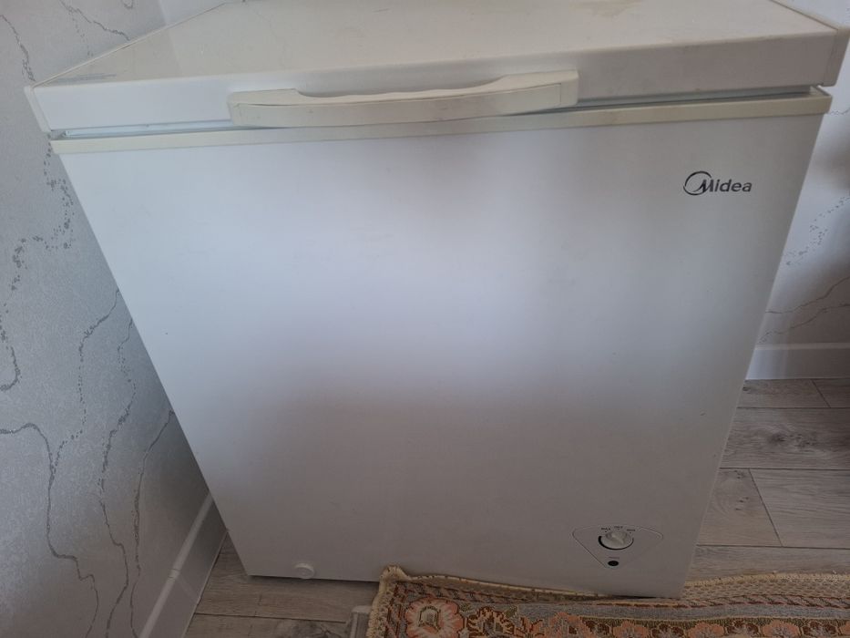 Продаётся морозилка