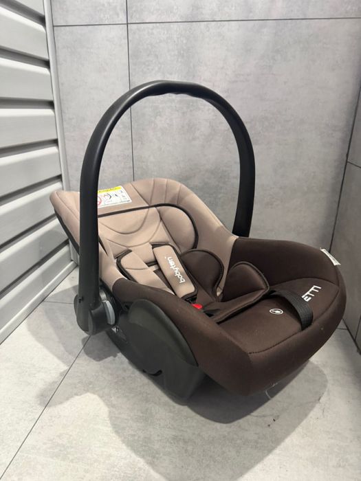 Авто кресло.