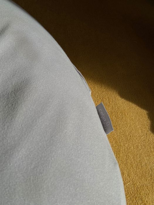 Perna de alaptat Cebababy gri