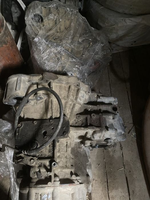 Срочна продам АКПП 2шт буу