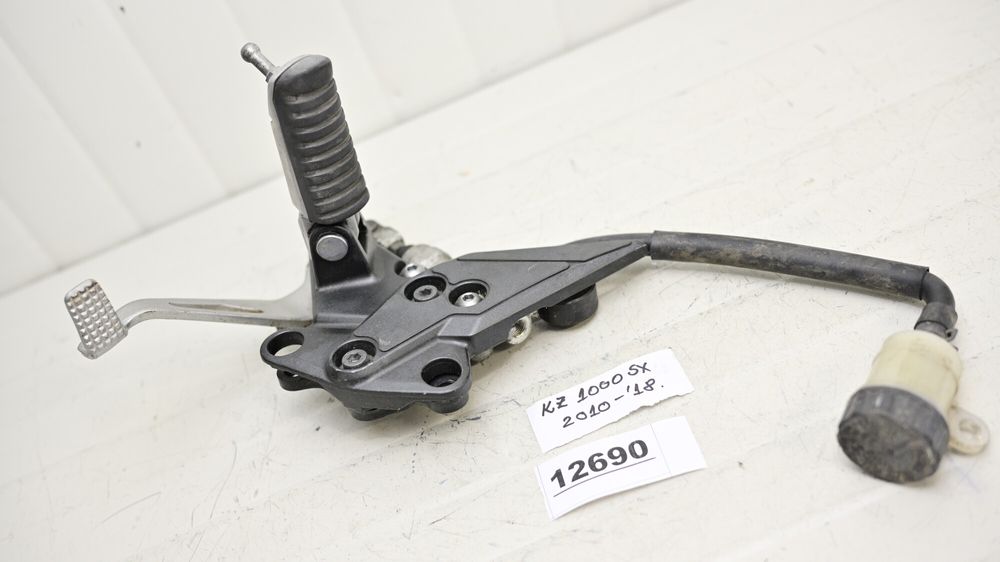 Suport Scarita Pompa Frana Cu Pedala Spate Kawasaki Z1000SX 2010 -