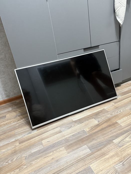 Телевизор SONY в отличеом состоянии