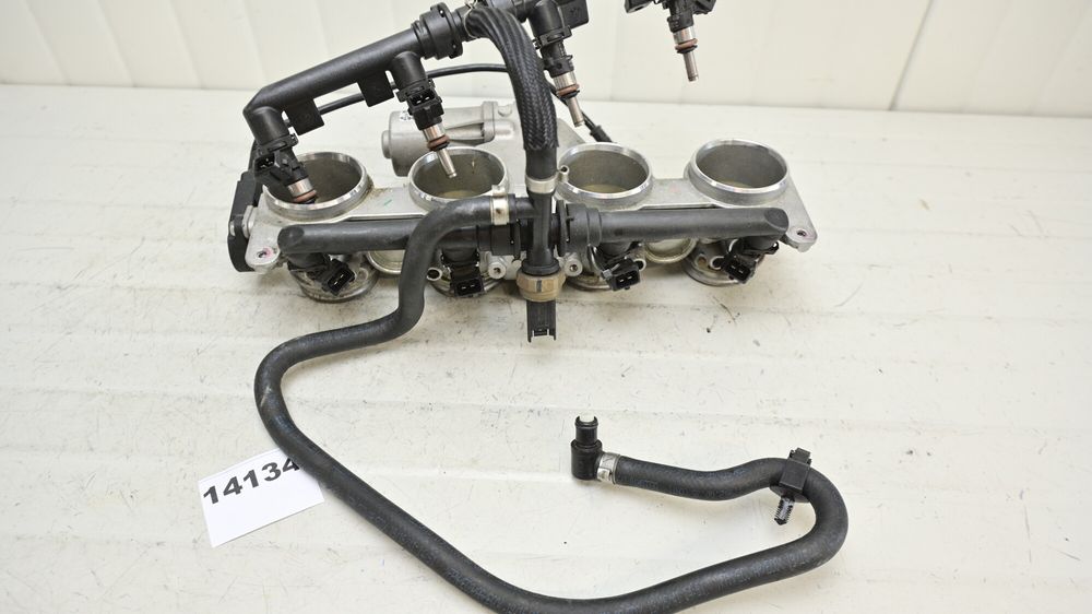 Rampa Corp Acceleratie Injectie Injectoare BMW S1000XR K49 2015 - 2019