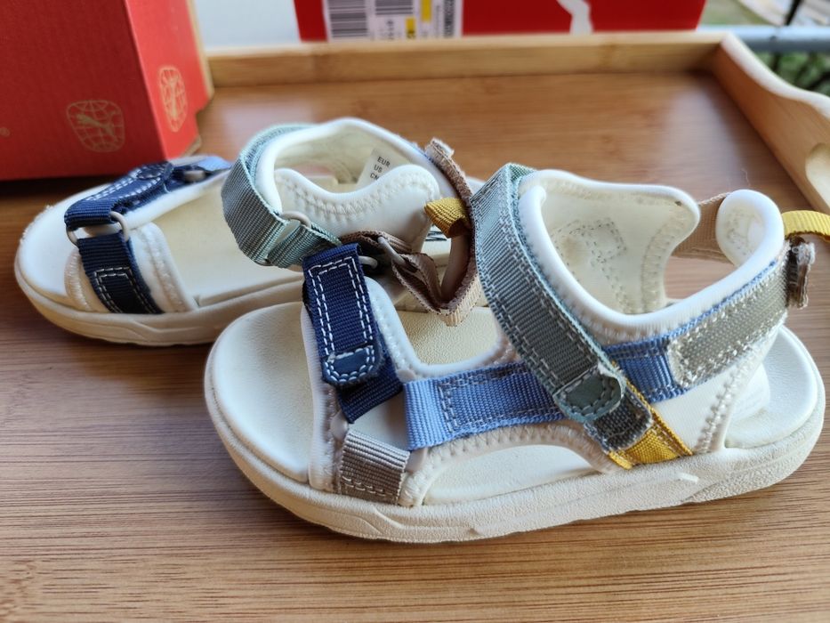 Детски сандали H&M.Номер 24