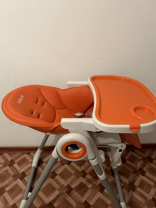 Продам Детский столик