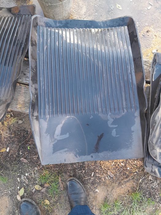 Продам увиверсальные полики