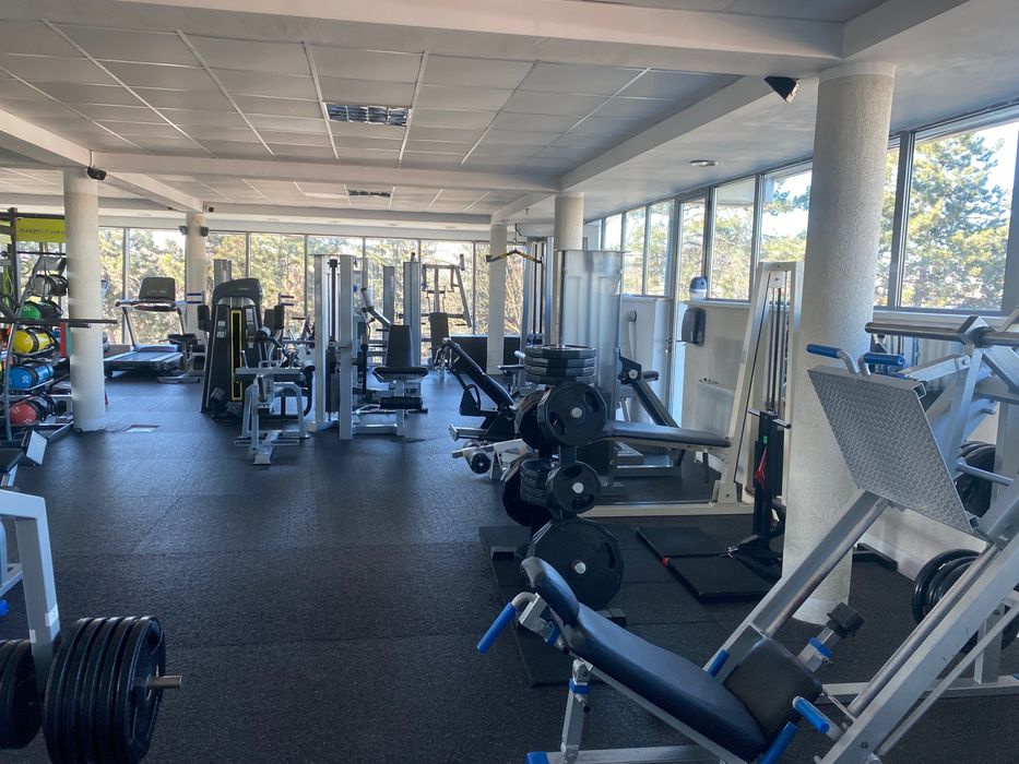 Vând afacere Salǎ Fitness