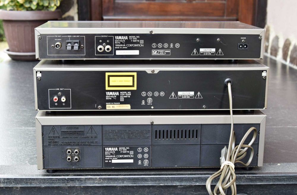 Linie Yamaha deck KX-330 + cd player CDX-530E + tuner TX-340
