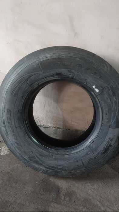 Шины грузовые 12R22.5 - 8 баллонов