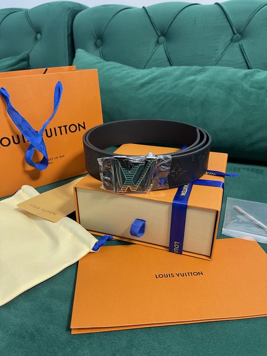 Curea Louis Vuitton piele naturala 100% Premium Full Box colectie noua