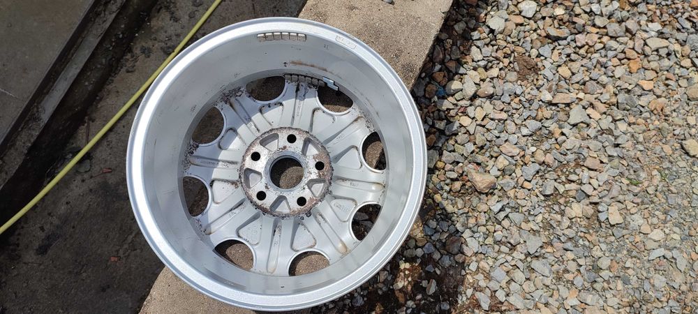 Алумивиеви оригинални джанти AUDI 15 цола 5x112 6J ET45 57.1  - 5броя