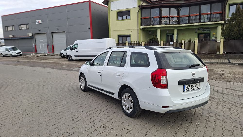 Vând logan mcv break benzina gpl