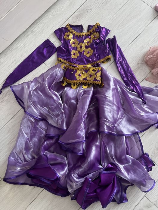 Продам детские платья