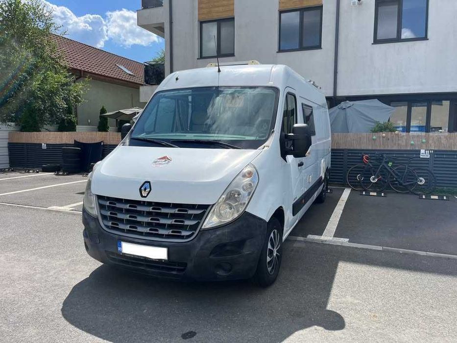 De vânzare – Campervan off-grid / Autorulotă Renault Master III L3H3 (2011)