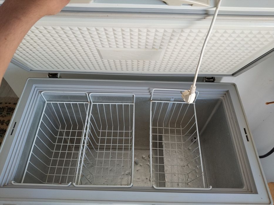 Продается морозильник