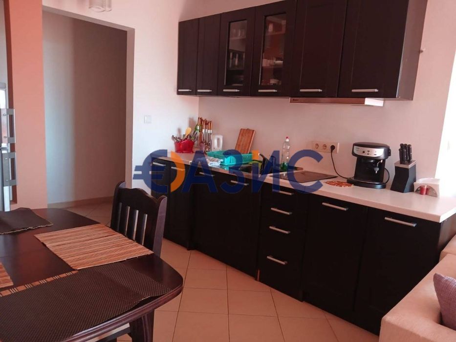 Продава се Двустаен апартамент в к.к. Слънчев бряг - 73 кв.м за 1020 €/кв.м - Снимка #3