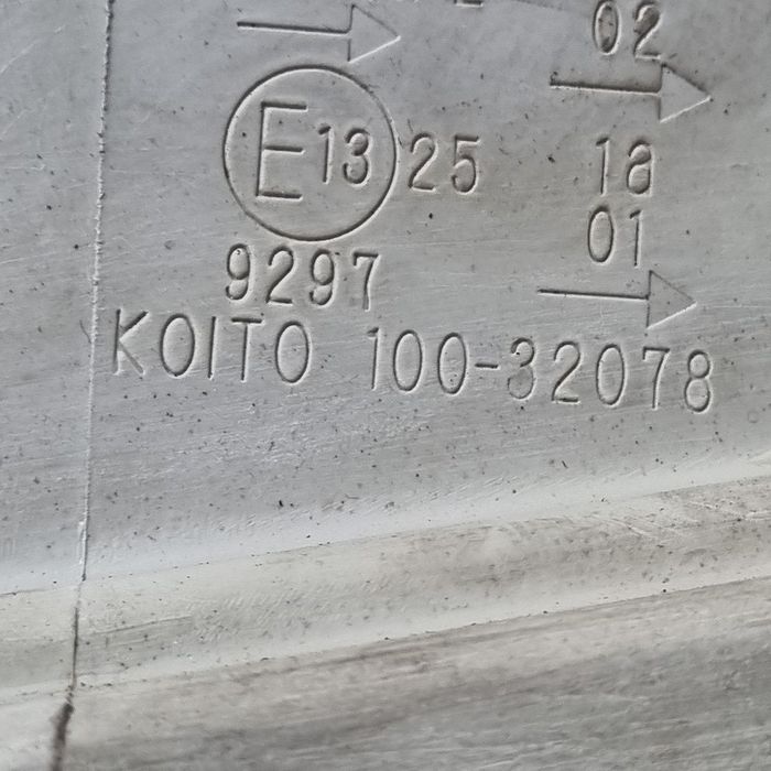 Far Stanga Suzuki Grand Vitara 2006 - 2012 SUV 4 Usi (346) Xenon 10032078