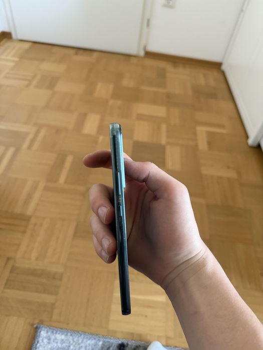 Samsung Galaxy S22+ 5G | Dual-SIM | 256GB / 8GB RAM | Stare bună