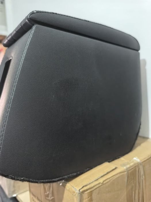 Подлакотник для автомобиля