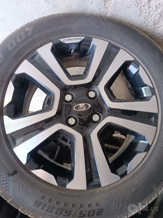 Lada Largus cross литые диски 16 размера