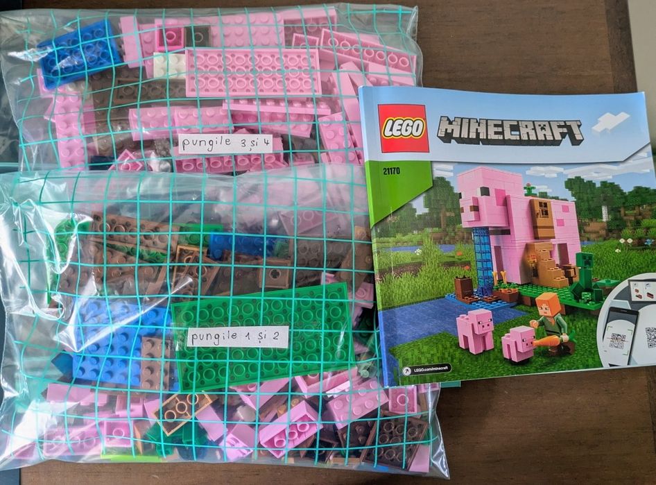 LEGO Minecraft - Casa purcelusilor 21170, 490 piese