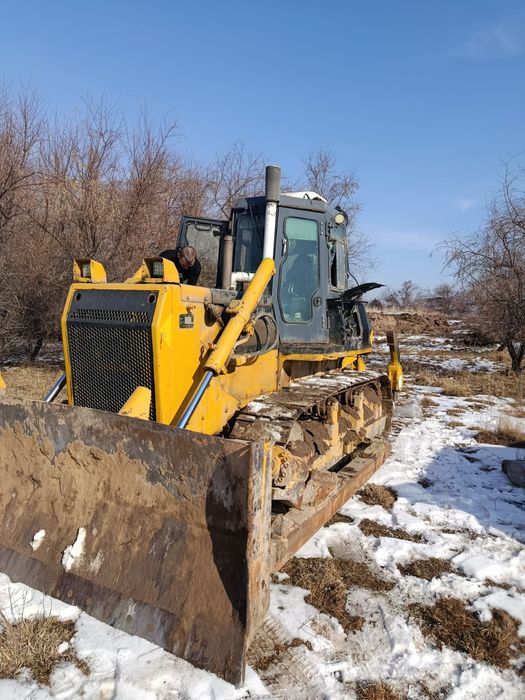 Бульдозер shantui SD16