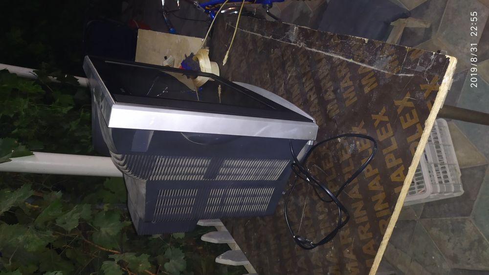 В отличном состоянии без пульта