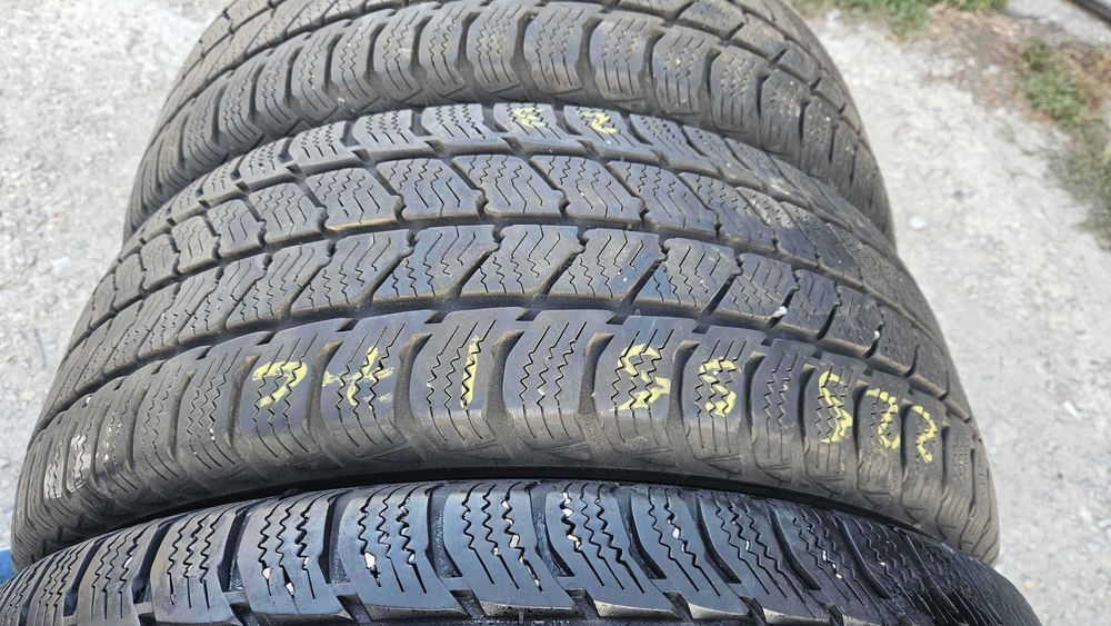 225/55 R17C • Iarna • Semperit Van Grip 3 109/107T | 4 buc | Pret/buc