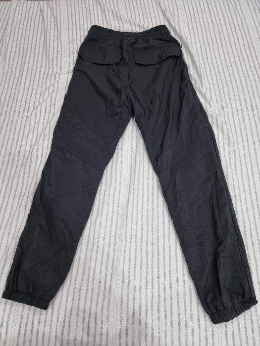 Унисекс комплект на Pause