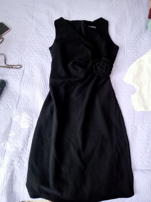 Отдам женские вещи