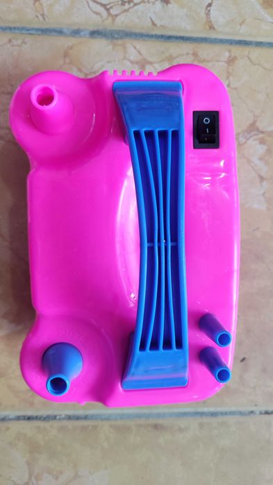 Шар ишириш учун насос. Электрический воздушный насос. Насос для шаров.