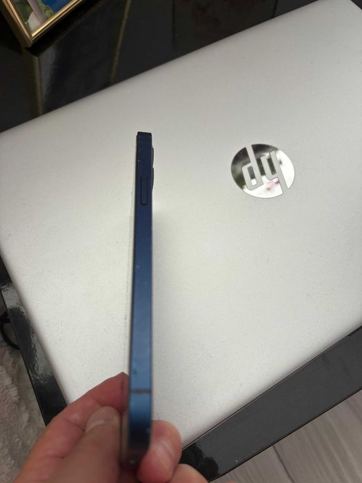 De vânzare Iphone 12 -  64 Gb
